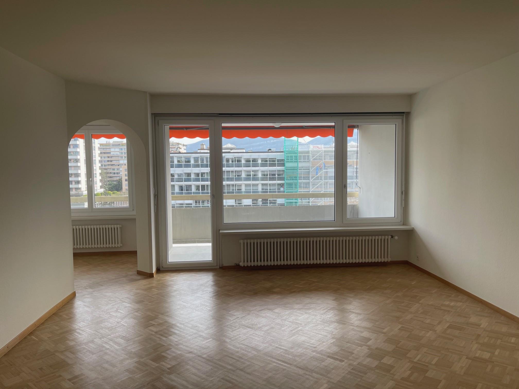 Exclusif - Appartement de 3.5 pièces traversant au 7ème étage